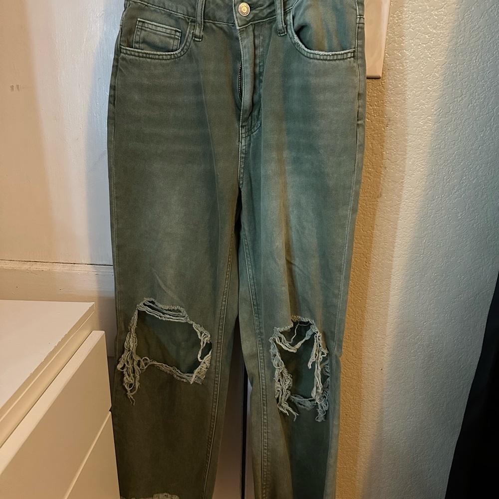 Vervet Olive Green capris
